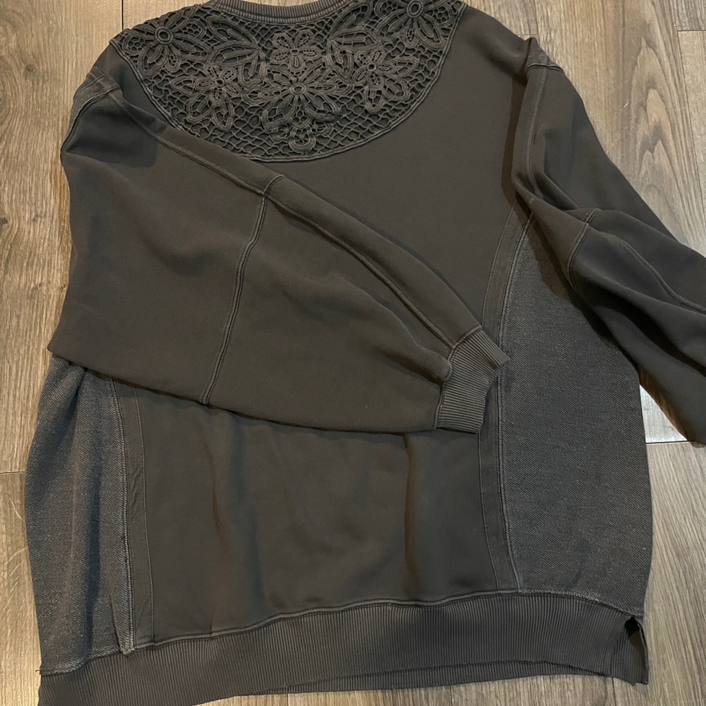 Aerie Charcoal Keep it light oversized crochet crew sweatshirt size medium